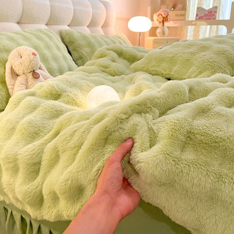 Classic Luxury Ultra Soft Faux Fur Cozy Comforter Bedding Set
