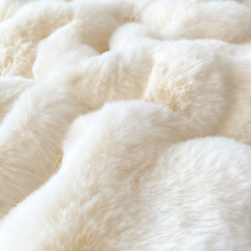 Classic Luxury Ultra Soft Faux Fur Cozy Comforter Bedding Set